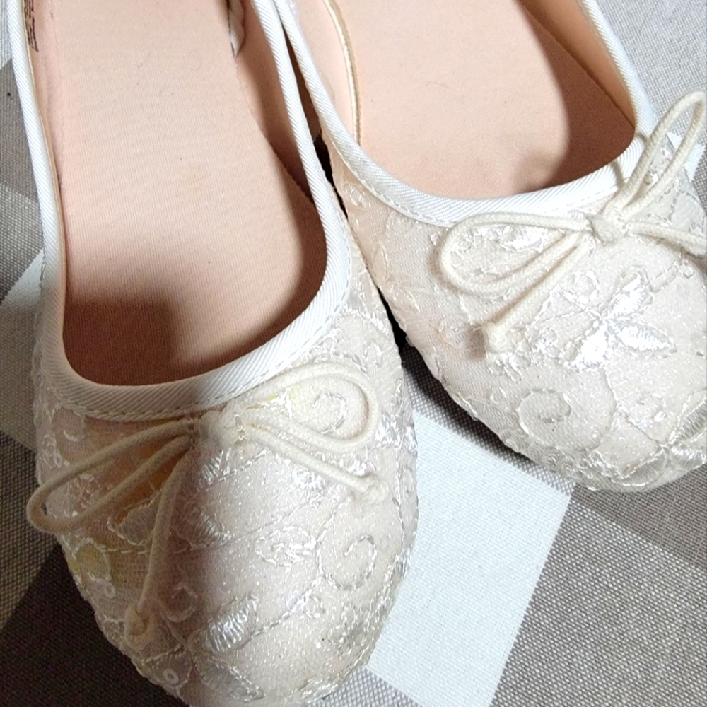 EASTER Girls dress flats Very Clean Perfect Condition
